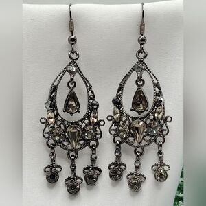 ✨2/$10✨ Black Teardrop Marcasite Dangle Earrings Chandelier Laura Elegant